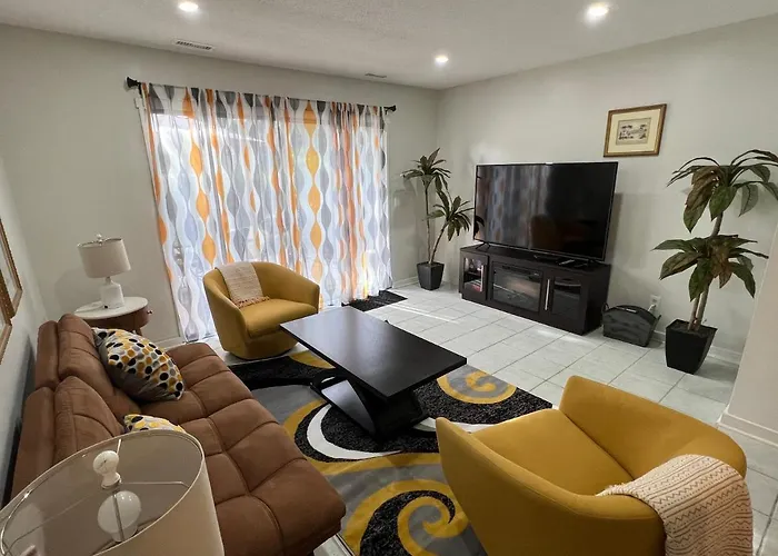 Spacious, Cozy Villa W/Parking In Coligny Villas