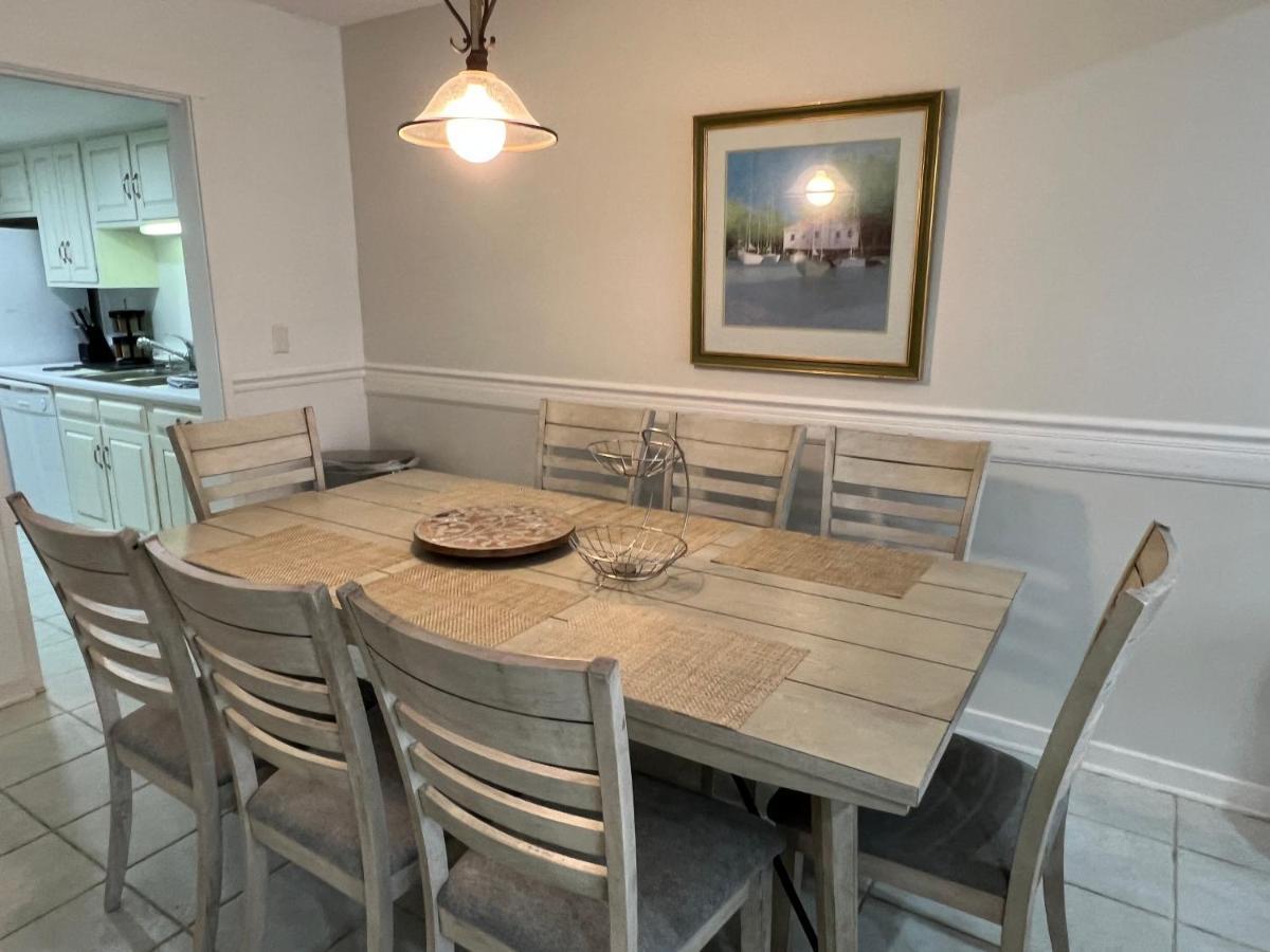 Villa Spacious, Cozy W/parking In Coligny