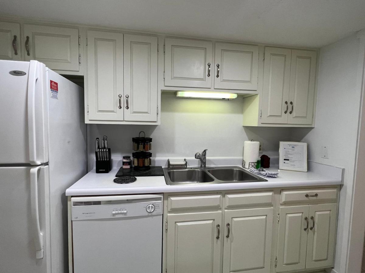 Villa Spacious, Cozy W/parking In Coligny